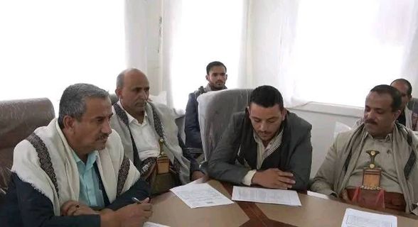تنفيذي البيضاء يناقش مستوى الانضباط الوظيفي ،وانجاح المراكز الصيفية
