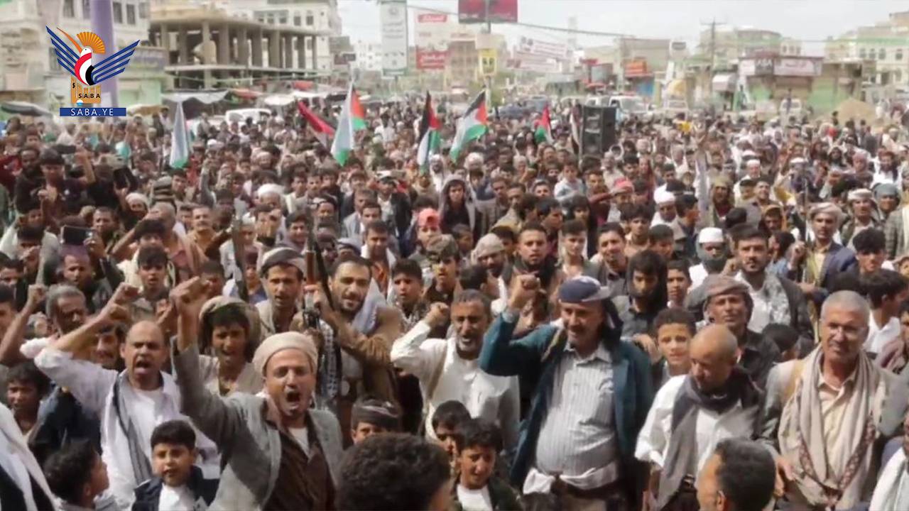 مسـ يرة بالبيضاء تبـ ارك العـ ملـ يات التي نفـ ذتهـ ا القوات الـ مسـ لحة ضـ د كيـ ان العـ دو الـ صـ هيـ وني