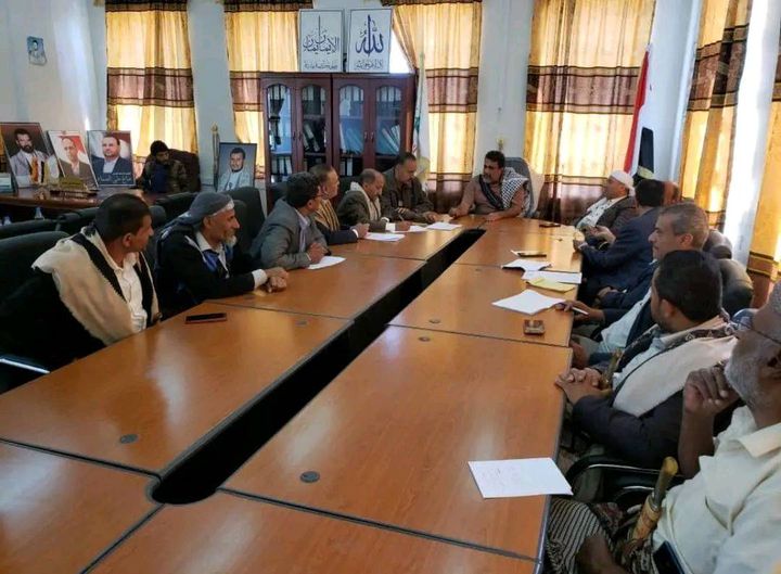 مناقشة خطط ودراسات مشاريع المبادرات المجتمعية في محافظة البيضاء