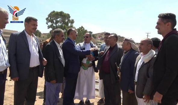 تفقد الأعمال الإنشائية لموقع مشروع الطاقة الشمسية في رداع بالبيضاء