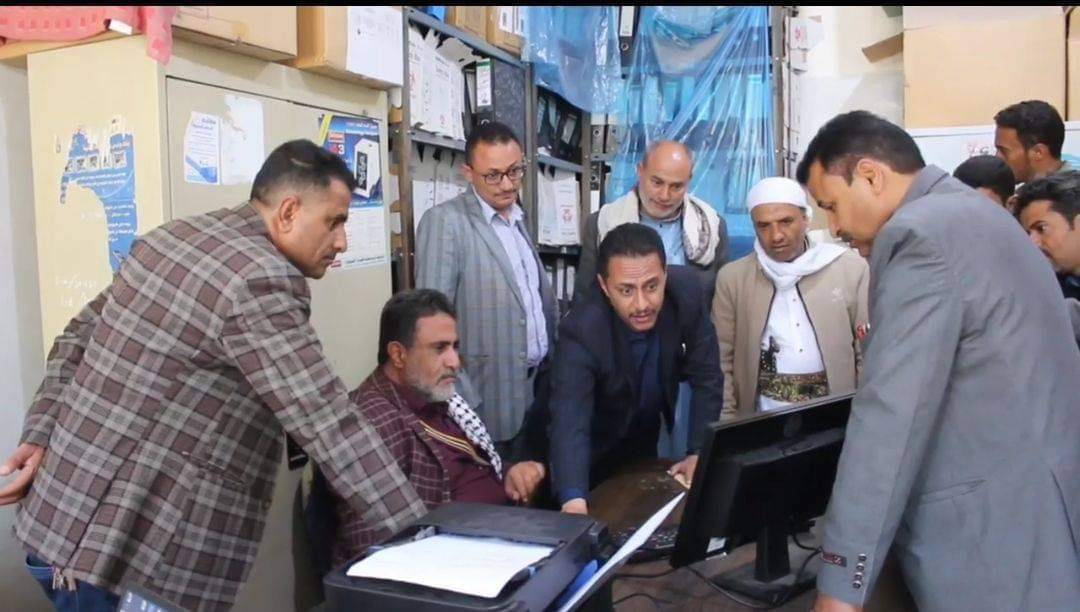 تدشين أعمال الربط الشبكي بمستشفى الثورة العام بالبيضاء