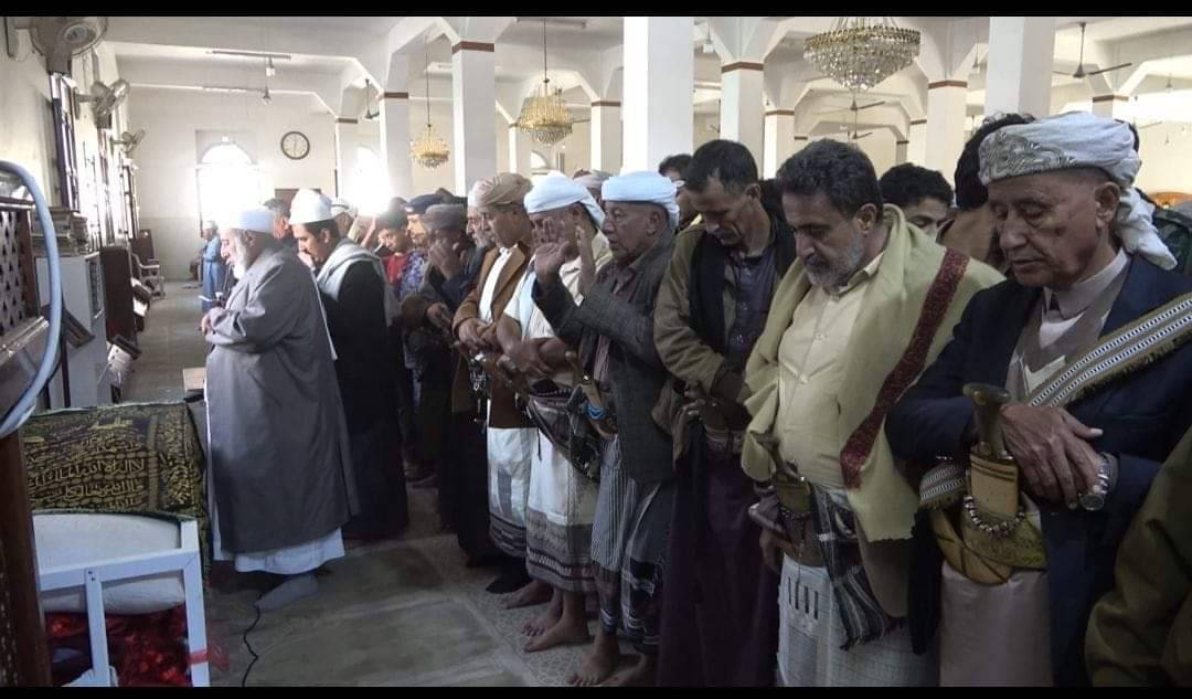 تشـ ـييع جثـ ـمان وكيل محافظة البيضاء حسين الرصاص الخميس، 03 جمادى الآخرة 1446هـ الموافق 05 ديسمبر 2024