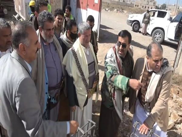 وزير الشباب ومحافظ البيضاء يتفقدان مشروع الصرف الصحي بمدينة رداع الثلاثاء، 16 جمادى الآخرة 1446هـ الموافق 17 ديسمبر 2024