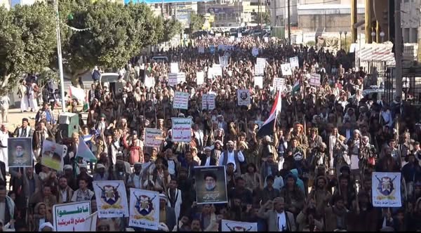 مسـ ـيرات حاشـ ـدة بالبيضاء تحت شعـ ـار "ثابـ ـتون مع غـ ـزة بهـ ـويتنا الإيـ ـمانيّة ومسـ ـيرتنا القـ ـرآنية" الجمعة، 03 رجب 1446هـ الموافق 03 يناير 2025