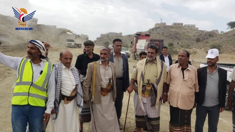 محافظ البيضاء يتفقد مشروع طريق شارع الثلاثين - عزة - خط مكيراس الأحد، 20 ربيع الآخر 1447هـ الموافق 12 أكتوبر 2025