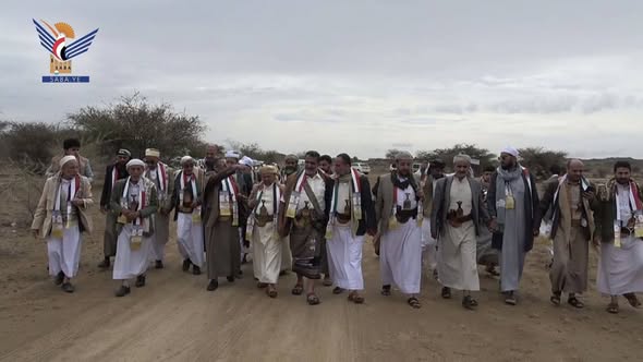 محافظ البيضاء وعلمـ ـاء من لجنة الحـ ـشد والتعـ ـبئة المـ ـركزية يطلّعون على أحوال المـ ـرابطين في الزاهر الأحد، 03 شوال 1447هـ الموافق 22 مارس 2026