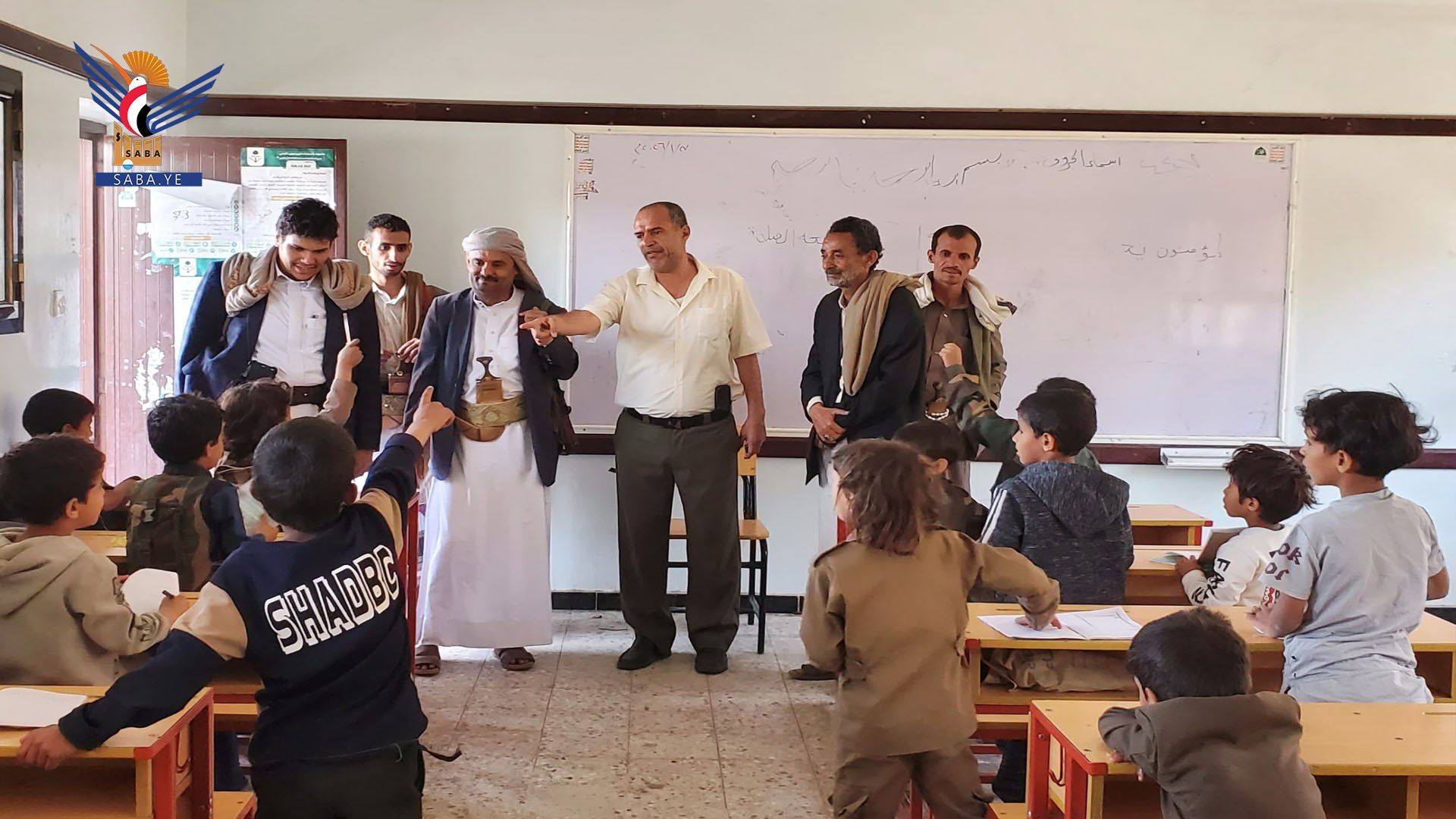 وكيل محافظة البيضاء يتفقد الدورات الصيفية في مدينة رداع الخميس، 20 ذو القعدة 1447هـ الموافق 07 مايو 2026